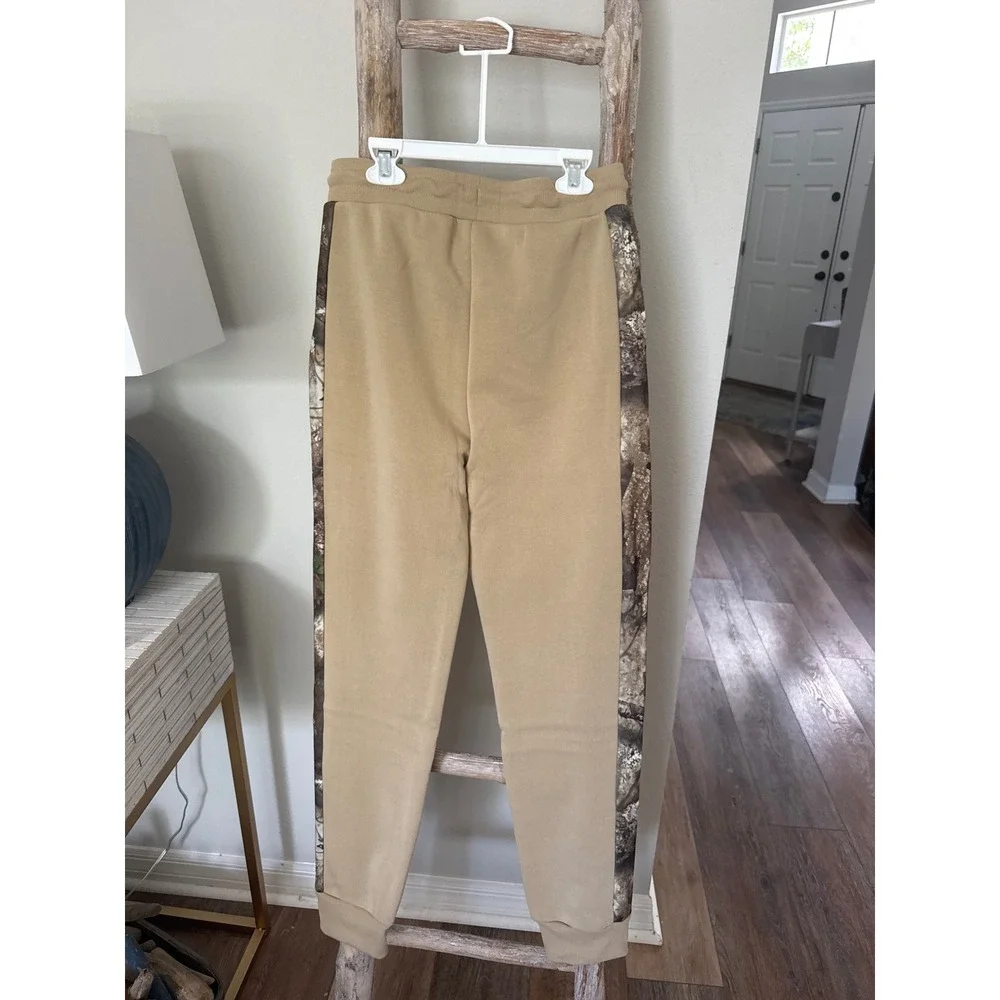 Realtree brand item